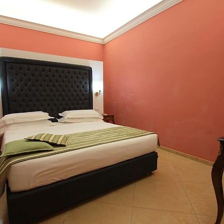 41 Nazionale Suite 41 โรม ภายนอก รูปภาพ
