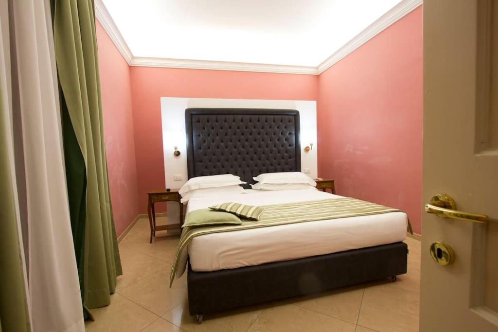 41 Nazionale Suite 41 โรม ภายนอก รูปภาพ