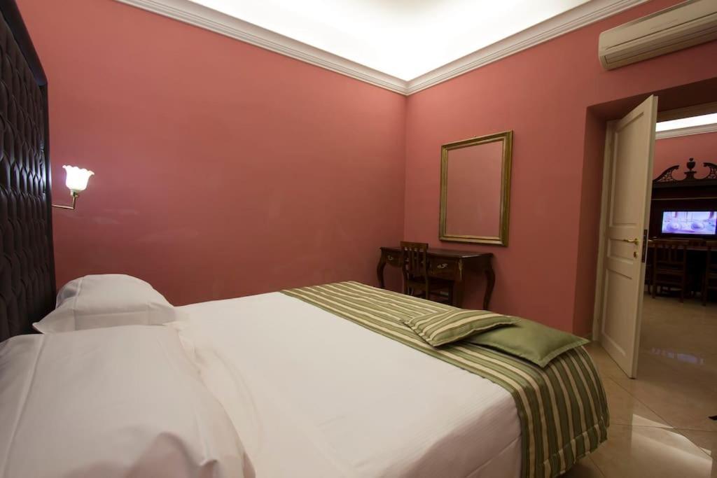 41 Nazionale Suite 41 โรม ภายนอก รูปภาพ