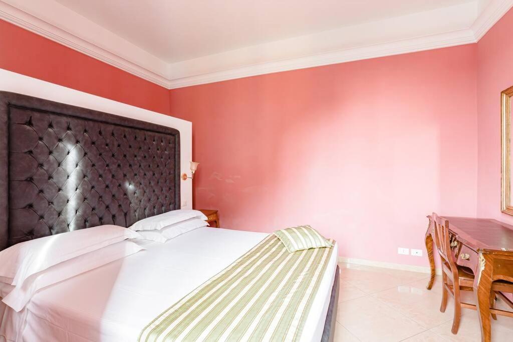 41 Nazionale Suite 41 โรม ภายนอก รูปภาพ