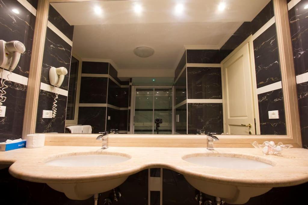 41 Nazionale Suite 41 โรม ภายนอก รูปภาพ